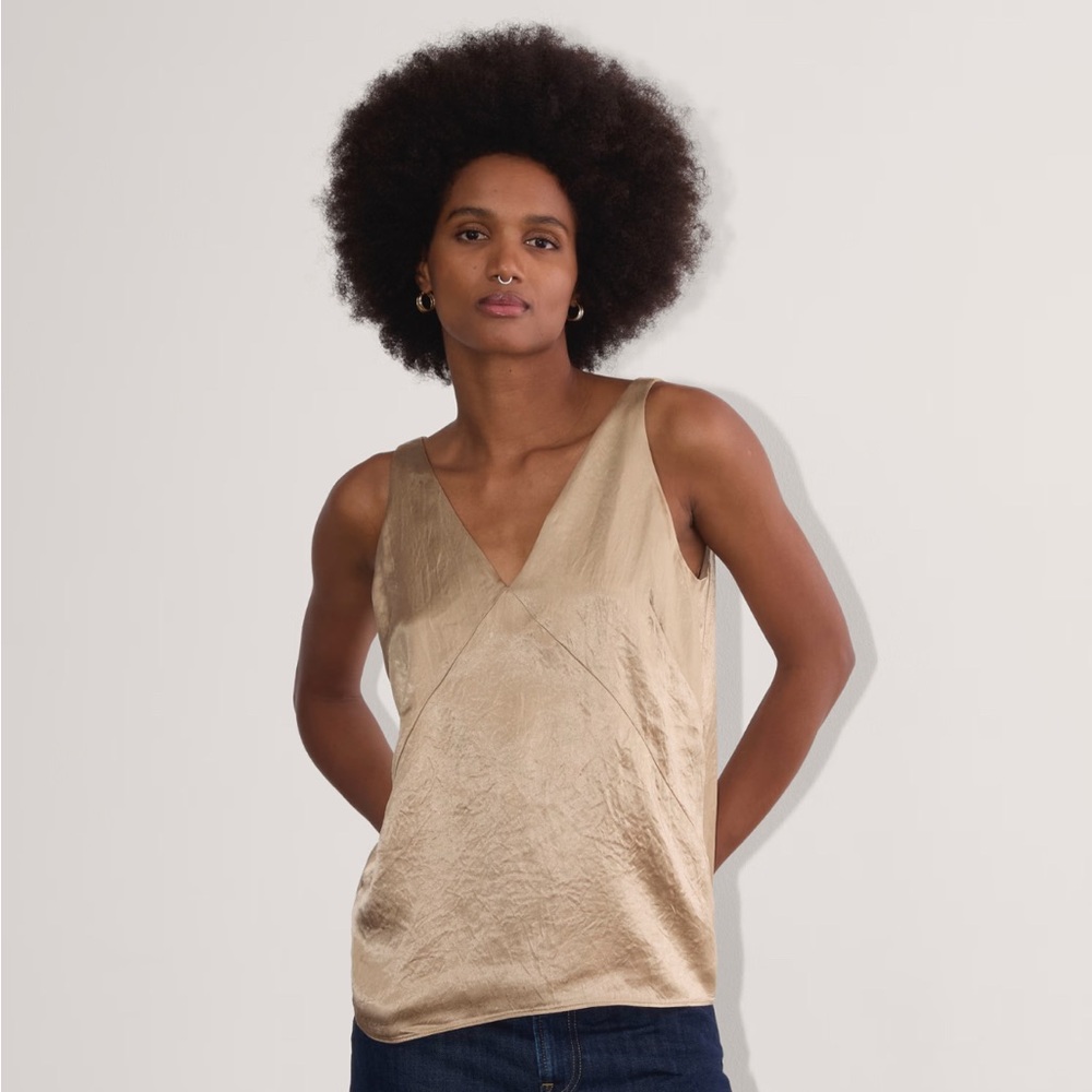 NWT: Everlane Champagne Satin Tank